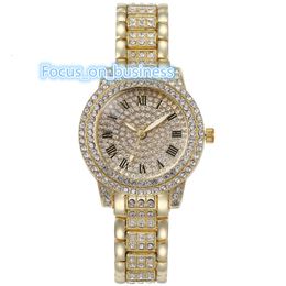 2021 New Casual Full Diamond Fashion Watch Retro Roman Dial Steel strap Wrist Watch Ladies quartz watch Yellow Gold White Gold