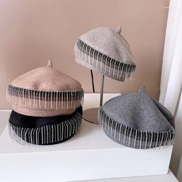 Berets Hepburn Style Elegant Bead Chain Fringed Beret Women Autumn Winter Warm Wool Painter Hat Fashionable Flight Attendant