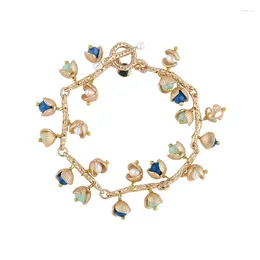 Link Bracelets European And American Well-known Designers With The Same Natural Fresh High-quality Shell Pearl Bracelet