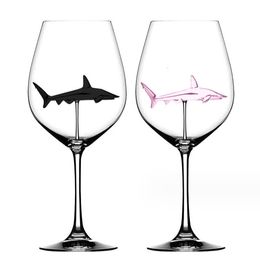 New Design Red Wine Shark Goblet Lead-free Clear Glass Built-in Dolphin Starfish Wine Glass Home Bar Party European-style Crysta