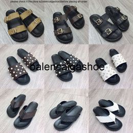 LVSE SAPATOS VINTAGEM FLORES RETRO MULHERES SANDALS DE FUNHAS FLIPPERS SAPAÇÕES FLIP FLIP FLIPS SLIP SLIP EM BLATS DUPLA STRAP SUMPER SLIDES DE PRAIA DE DESIGNER CLIP