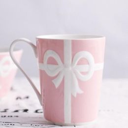 Embossed Bowknot Mug Blue Pink Colour Bone China Mug And Cup 350ml White porcelain coffee mugs Wedding Birthday Gift2647