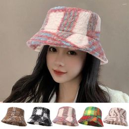 Berets Flat Top Fisherman Hat Stylish Women's Winter Plush Windproof Foldable Bucket Cap For Travel Headwear Colour