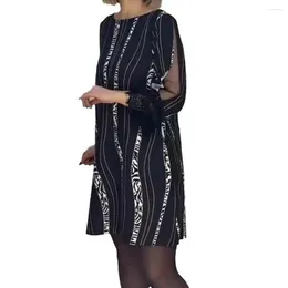 Casual Dresses H-shaped Silhouette Dress Striped Round Neck Mini With Lace Patchwork Pockets For Women Three-quarter Sleeves Loose Above