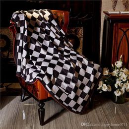 Luxury classic printed blanket shawl Microfiber Fabric material thickening Christmas home textile decorative blanket 2021 new271k