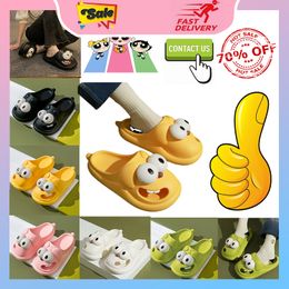 Designer Casual Platform Big eyed cute Hole slippers Men Woman anti slip wear-resistant breathable Low cut soft soles sandals Flat Simple Cool Slipper