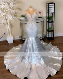 Sier Sheer O Neck Long Prom For Black Girls 2024 Sparkly Beaded Birthday Party Dress Appliques Evening Gowns Mermaid