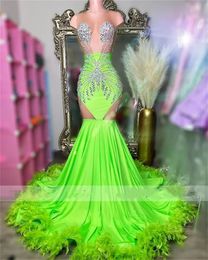 Sexy Green Feathers Memraid Long Prom Dress For Black Girls 2024 Beaded Crystal Birthday Party Dresses Evening Gowns Robe De Bal Es Es Es es