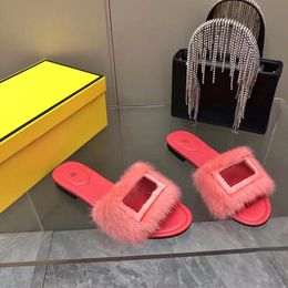 2024 New Designer Slippers womans Favourite brown fluffy teddy bear Slipper lady fashion Slides Baguette Shoes men Fall winter gladiator sandals tazz flop house shoe