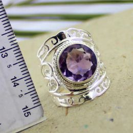 Cluster Rings Trendy Round Inlaid Purple Zircon Women Retro Design Ancient Silver Color Metal Carving Pattern Hollow Ring Jewelry