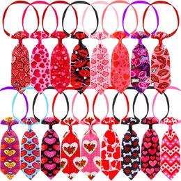 Dog Apparel 50PCS Valentine's Day Decorate Pet Cat Neckties Bowties Love Pattern Puppy Tie Accessories For Small Dogs Supplies
