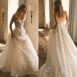 Wedding Fancy Strapless Appliques Lace Bridal Gowns A Line Princess Backless Sweep Train Bride Dresses Custom Made