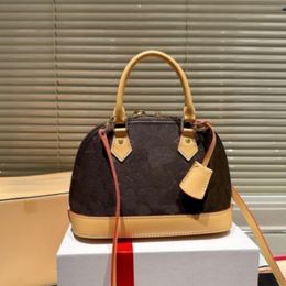 Designer Bb Shell Mini Handbag Vintage Crossbody Bag Water Ripple Genuine Leather Women Shoulder Bags Hobo Purses High-capacity