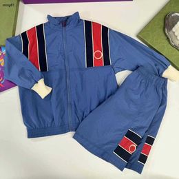 Brand kids Tracksuits high quality baby jacket suit Size 100-160 Striped patchwork zippered overcoat and shorts Jan20