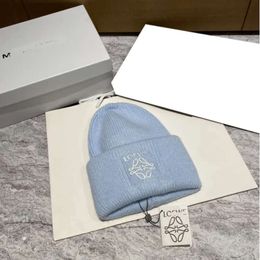 Fashion Wool Knitted Women Designer Loewf Beanie Cap Winter Cashmere Woven Warm Hat For Men Birthday Gift 264