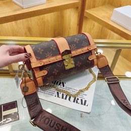 New Small Fashionable Printed Chain Versatile and Elegant Single Shoulder , High End Women's 2024 New Design Fashion 78% Off Store wholesale