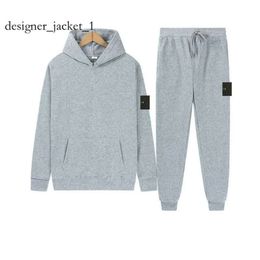 Cp Companys Designer Hoodie Sweatshirts Tracksuits Plus Designer Stones Island Jacket Spring Autumn Windrunner Tee Fashion Hooded Sports is Land Windbreaker 131