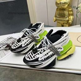 Top Couple Elevated Sports Unicorn Edition Space Men Women's Designer Spaceship Dad Thick Sole Shoes Sneaker DS7F