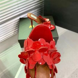 2024 Petal decoration mules slippers sandals stiletto slides open toe shoes women's designer leather Dress shoe outsole evening shoes factory footwear
