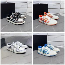 Designer Casual Shoes SKEL-TOP HI LOW BANDANA Sports Shoes Men Women Flat Shoes Fashionable Leather Bone Applique Upper EVA Low-Top Outdoor Shoes