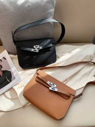 Legal Copy Deisgner 8A Bags online shop Genuine leather bag for women with high sense of versatility underarm commuting Have Real Logo
