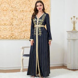 Ethnic Clothing Robe Africains Femme Striped V-neck Embroidered Autumn Long Skirt Dress Muslim Spring Womens Stylish Abaya Kaftan 3139