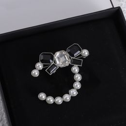 Fashion Silver Diamond Brooch Pins Top Quality Brooches Design Luxury Brooch For Gift Brooches Accessories Supply