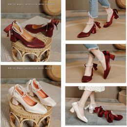 luxury designers shoes Pumps heels Patent leather Slingback with buckles Ankle Strap Kitten heels Sandal Stiletto Heel Evening Dress Shoe womens