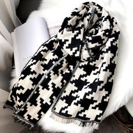 Scarves Black White Plaid Soft Cotton Long Scarf Women Winter Thick Warm Lady Cashmere Houndstooth Shawl Tassel300z