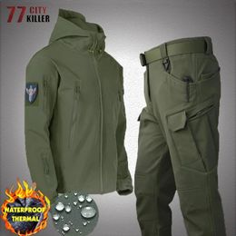Tactics Waterproof Sets Men Winter Soft Shell Fleece Jacket pants 2 Piece Set Thermal Military Windproof Winter Hiking Suits 240126