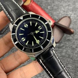 N Quality Right Hand Black Watches SUPEROCEAN HERITAGE Automatic Mechanical Movement Watch Leather Strap Floding Clasp Mens Dress 235J