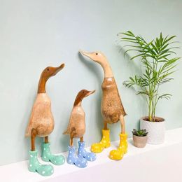 Duck Sculpture Portable Unique Design Spotted Wellies Boots Resin Figurine Multiuse Statue For Party Yard Indoor Outdoor 240122