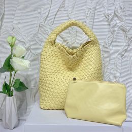 2023Luxurys Designers Bags Fashion Women bag shoulder Leather Messenger bags Classic Style Fashion Lady Totes handbags purse 10-61