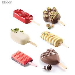 Ice Cream Tools Torch Love Shaped Ice Cream Mould Silicone Popsicle Maker Moulds Ice Lolly Tray with 12pcs Wooden Sticks for Home DIY Dessert YQ240130