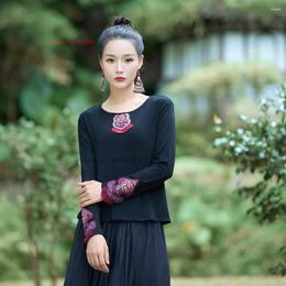 Ethnic Clothing 2024 Chinese Vintage T-shirt National Flower Embroidery O-neck Shirt Improved Hanfu Tops Oriental Folk Base Streetwear