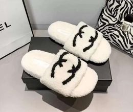 High quality Slippers Woolskin Sheepskin Insole Slides Sandals Flat Slipper Designers Women Soft Winter Luxury Plush Fur Oran Rubber Sole 2224