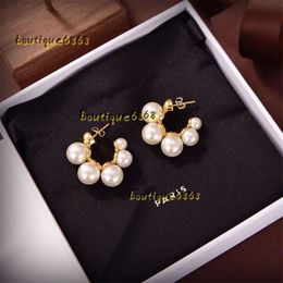 Stud 2024 Fashion Brand Earrings Ear Studs High Quality Luxury Designer Earring Classic Golden Pearl Jewelry For Women Wedding Gifts Party Presents Jewelry Brincos