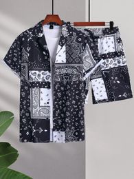 Mens random Paisley scarf printed shirt and no T-shirt brushed shorts 240130