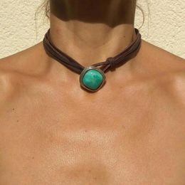 Chains 2024 Bohemian Style Leather Rope Turquoise Pendant Necklace For Women Vintage Simple Jewelry Gifts Accessories