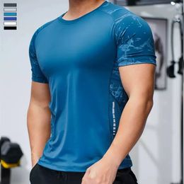 Summer thin Running Gym Men Shirt short Sleeve Tees elastic fit Sports training Fitness Quick dry spandex Ice silk T 240119