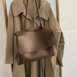 HBP Brown Female Bag Large-capacity Simple Tote Bags Fashion Underarm Briefcase Hobo Designer High-end Korean Shoulder Purse262U