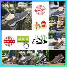 Designer Casual Platform Step on shoes for middle-aged elderly people women man work walking Autumn Comfortable wear resistant Anti slip soft sole Dad's shoes