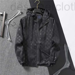 Men's Jackets luxury Designer 2024 Popular Hooded Autumn and Winter Windproof Waterproof Reflective Letter Printing Casual Sports Coat Clothing M-3XL