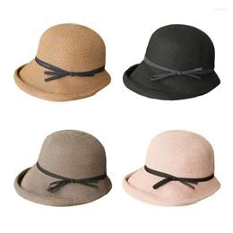 Berets Women Hepburn Vintage Woven For Sun Hat Elegant Contrast Color Bowknot Short Roll Up Brim Foldable Summer Vacation Round Bucket