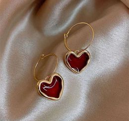 Stud 2024 Summer New Fashion Retro Trend Red Heart Simple Delicate Elegant Ladies Earrings Luxury Birthday Gift