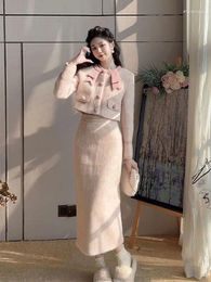 Two Piece Dress UNXX Plus Size Chic Two-Piece Set For Curvy Women - Luxurious And Sweet Pink Jacket Skirt Outfit Perfect Autumn/Winter