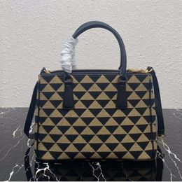 Classic Handbags unique embroidered fabric Lady Killer Bag Luxury Designer Shoulder Bags Women Tote Purse Genuine Leather Clutch S229l