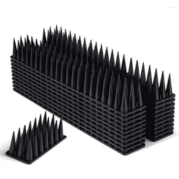 Garden Decorations Bird Spikes Deterrent Prevent Birds From Entering Non-Slip And Bird-Proof Plastic Fences On The Roo