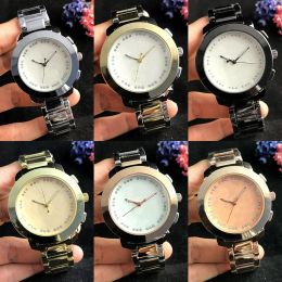 Bracelets Europe and the United States Stainless Steel Men women Luxury atmosphere Quartz Watches fashion contracted Jewellery Gift