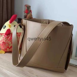 Shoulder Bags Fasion Tote Bags For Women Luxury Designer andbag And Purses 2023 New In PU Material Bucket Sape ig Quality Lady Sling Bagqwertyui45